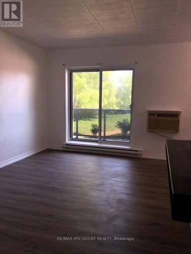 111 - 29 WEST AVENUE W, Kitchener, Ontario, N2M5E4