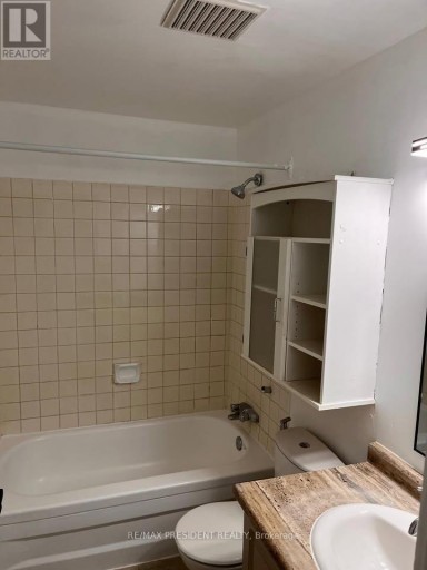 111 - 29 WEST AVENUE W, Kitchener, Ontario, N2M5E4