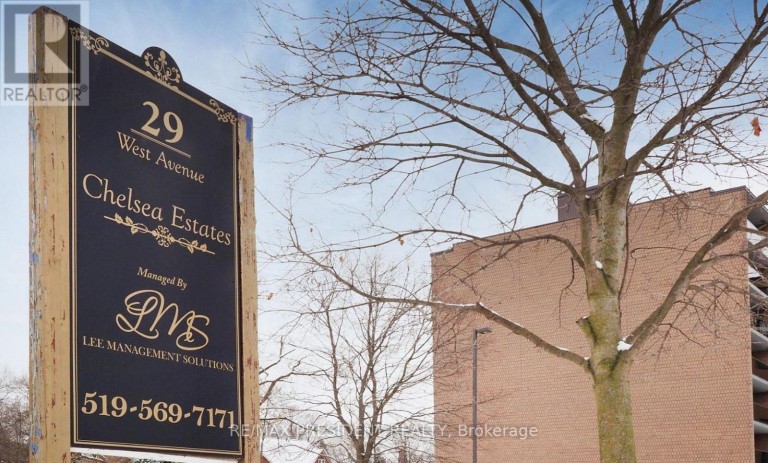 111 - 29 WEST AVENUE W, Kitchener, Ontario, N2M5E4