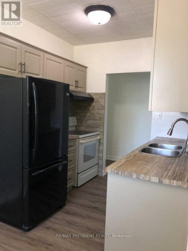 111 - 29 WEST AVENUE W, Kitchener, Ontario, N2M5E4