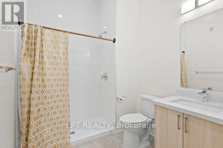 102 - 350 PRINCE CHARLES DRIVE S, Welland (Broadway), Ontario, L3C7B3