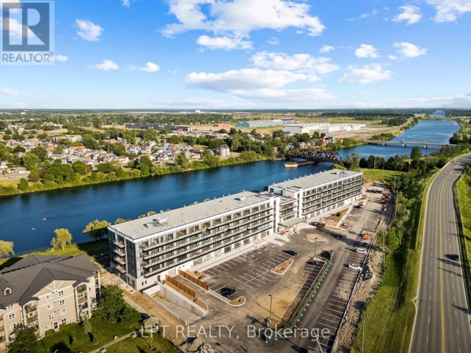102 - 350 PRINCE CHARLES DRIVE S, Welland (Broadway), Ontario, L3C7B3