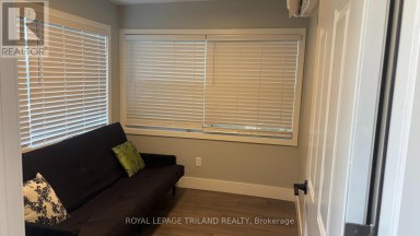 1 - 325 GEORGE STREET Central Elgin (Port Stanley) Ontario photo 2