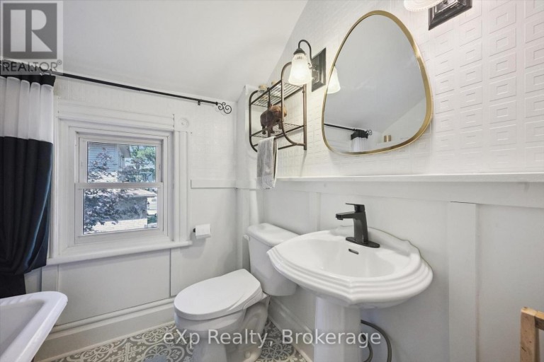 650 ST DAVID ST, NORTH ROAD, Centre Wellington (Fergus), Ontario, N1M2K7