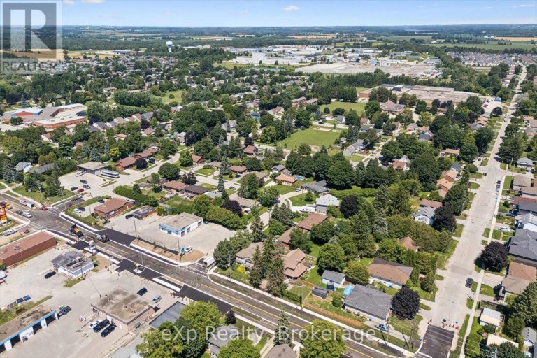 650 ST DAVID ST, NORTH ROAD, Centre Wellington (Fergus), Ontario, N1M2K7