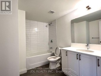 811 - 58 LAKESIDE TERRACE Barrie (Little Lake) Ontario photo 8