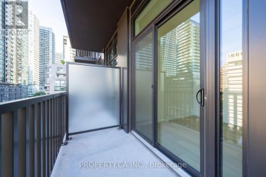 604 - 109 ERSKINE AVENUE Toronto (Mount Pleasant West) Ontario photo 12