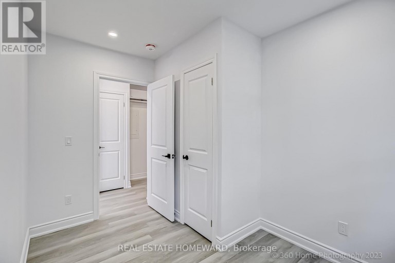 10 - 419 WOODBINE AVENUE, Toronto (The Beaches), Ontario, M4L3P7