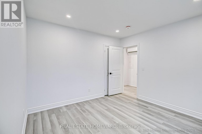 10 - 419 WOODBINE AVENUE, Toronto (The Beaches), Ontario, M4L3P7