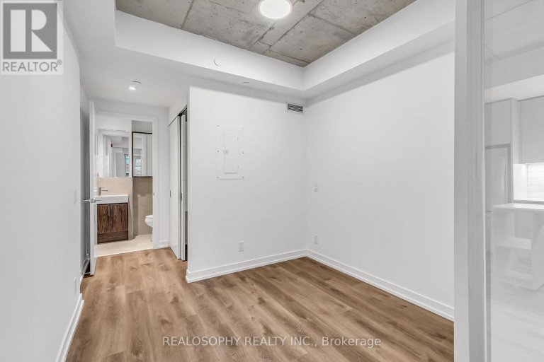 208 - 115 LARCHMOUNT AVENUE, Toronto (South Riverdale), Ontario, M4M2Y6