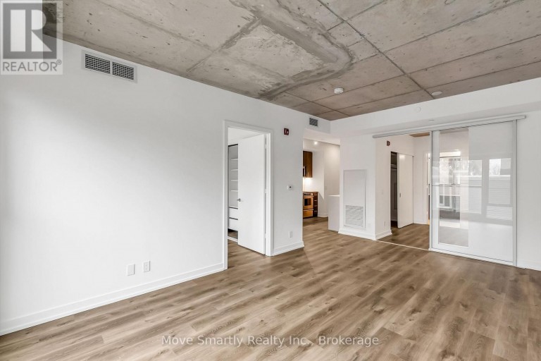 201 - 115 LARCHMOUNT AVENUE, Toronto (South Riverdale), Ontario, M4M2Y6