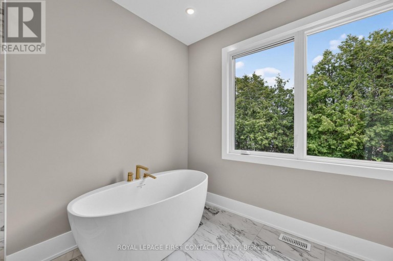 UPPER - 933 7TH LINE, Innisfil (Alcona), Ontario, L9S4G1