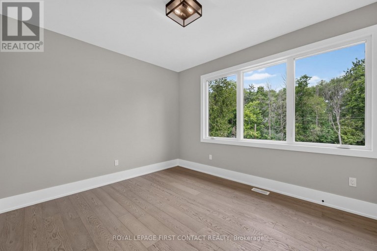 UPPER - 933 7TH LINE, Innisfil (Alcona), Ontario, L9S4G1