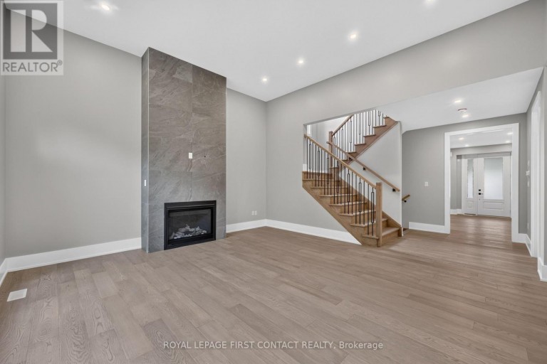 UPPER - 933 7TH LINE, Innisfil (Alcona), Ontario, L9S4G1