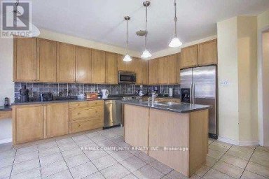 MAIN FLOOR - 11 HORSETAIL STREET Markham (Cornell) Ontario photo 5