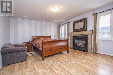 MAIN FLOOR - 11 HORSETAIL STREET Markham (Cornell) Ontario photo 6