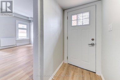 3 - 167 COLLIER STREET Barrie (North Shore) Ontario photo 4