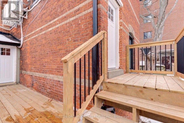 4U - 167 COLLIER STREET, Barrie (North Shore), Ontario, L4M1H6