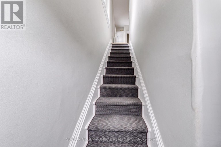 4U - 167 COLLIER STREET, Barrie (North Shore), Ontario, L4M1H6