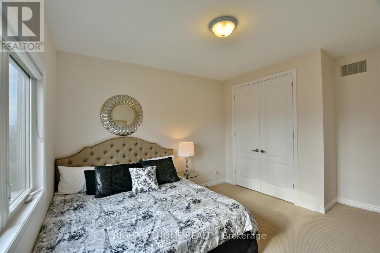 94 KIRBY AVENUE, Collingwood, Ontario, L9Y4B6