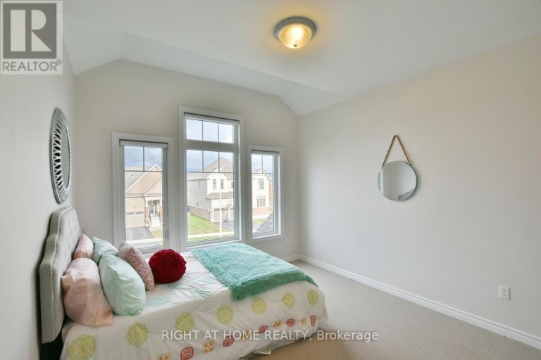 94 KIRBY AVENUE, Collingwood, Ontario, L9Y4B6