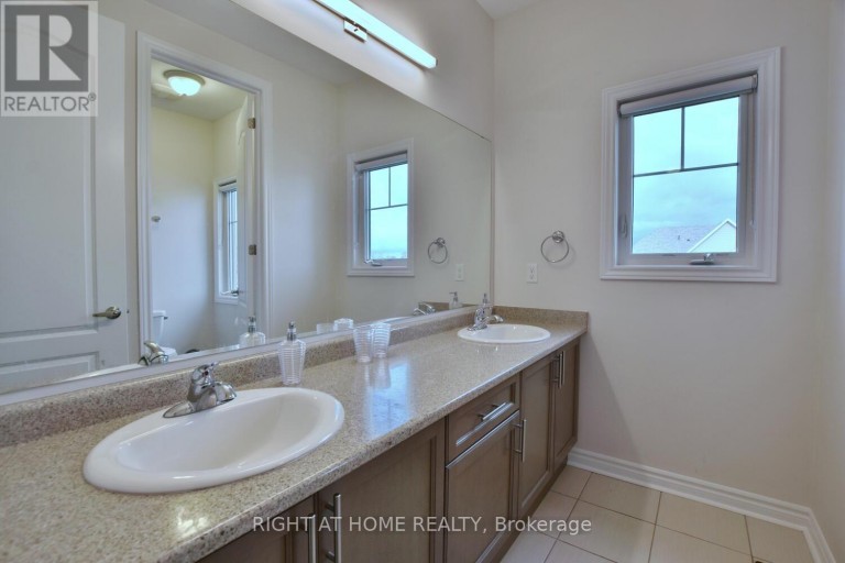 94 KIRBY AVENUE, Collingwood, Ontario, L9Y4B6
