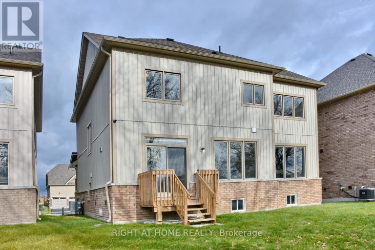 94 KIRBY AVENUE, Collingwood, Ontario, L9Y4B6