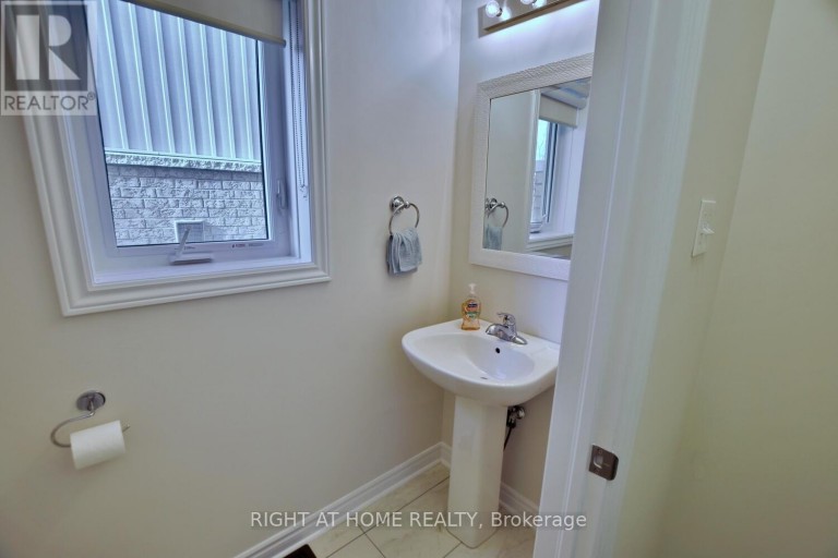 94 KIRBY AVENUE, Collingwood, Ontario, L9Y4B6