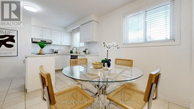 MAIN FLOOR - 93 CLARK AVENUE Markham (Thornhill) Ontario photo 10