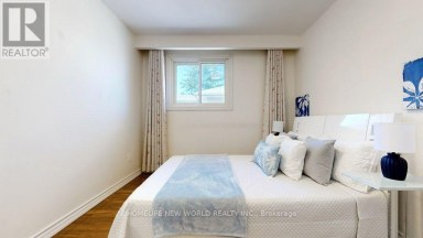 MAIN FLOOR - 93 CLARK AVENUE Markham (Thornhill) Ontario photo 13