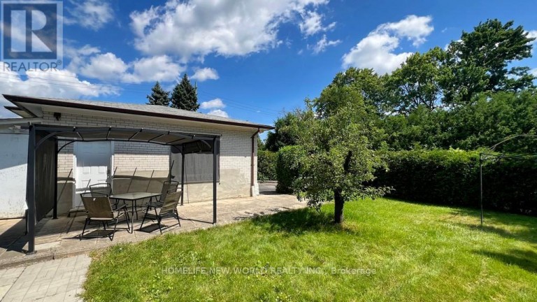 MAIN FLOOR - 93 CLARK AVENUE, Markham (Thornhill), Ontario, L3T1S7