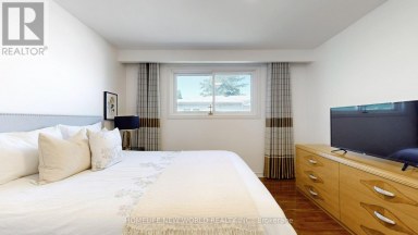 MAIN FLOOR - 93 CLARK AVENUE Markham (Thornhill) Ontario photo 17