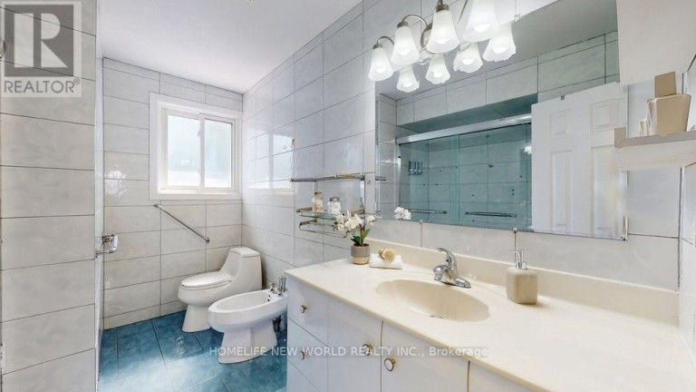 MAIN FLOOR - 93 CLARK AVENUE, Markham (Thornhill), Ontario, L3T1S7