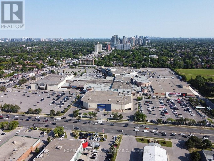MAIN FLOOR - 93 CLARK AVENUE, Markham (Thornhill), Ontario, L3T1S7