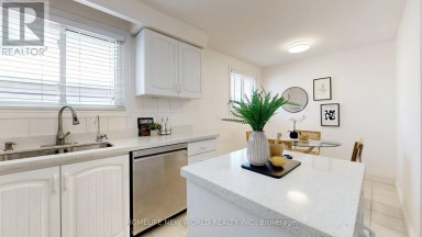 MAIN FLOOR - 93 CLARK AVENUE Markham (Thornhill) Ontario photo 8