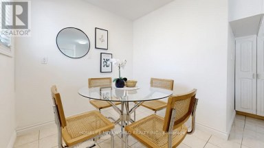 MAIN FLOOR - 93 CLARK AVENUE Markham (Thornhill) Ontario photo 9