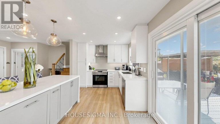 1486 BARKER AVENUE, Burlington (Mountainside), Ontario, L7P2R4