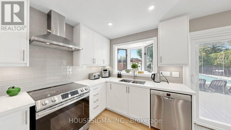 1486 BARKER AVENUE, Burlington (Mountainside), Ontario, L7P2R4