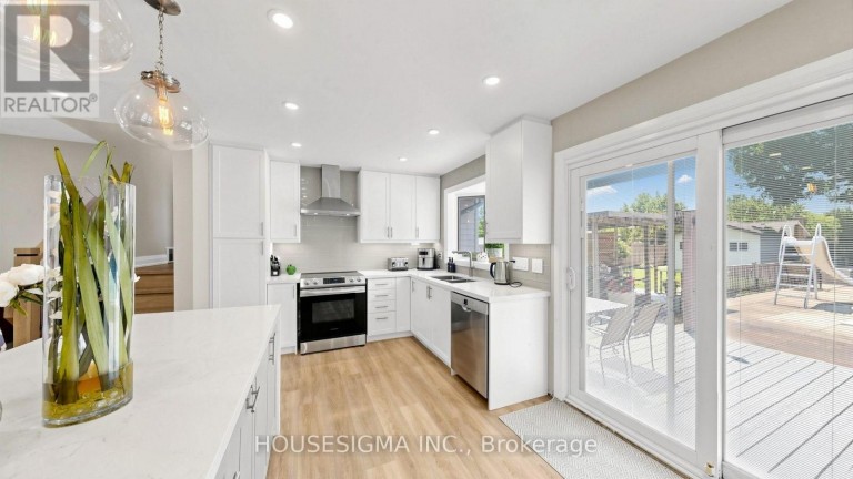 1486 BARKER AVENUE, Burlington (Mountainside), Ontario, L7P2R4