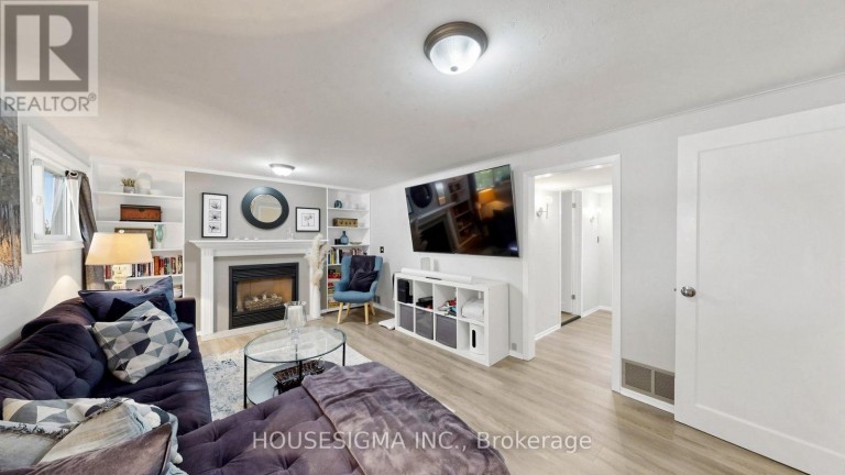 1486 BARKER AVENUE, Burlington (Mountainside), Ontario, L7P2R4