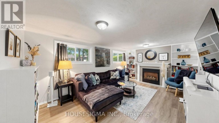 1486 BARKER AVENUE, Burlington (Mountainside), Ontario, L7P2R4