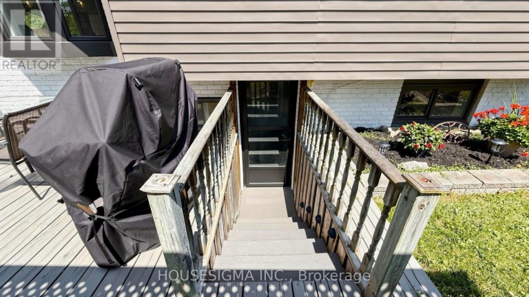 1486 BARKER AVENUE, Burlington (Mountainside), Ontario, L7P2R4