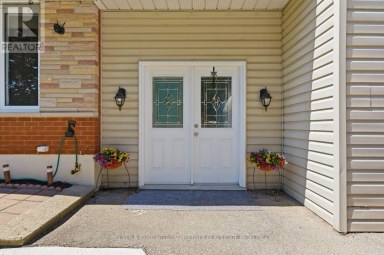 4159 PUTNAM ROAD Thames Centre Ontario photo 3