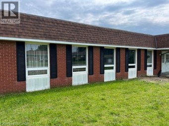 222 ARGYLE Avenue Delhi Ontario photo 3
