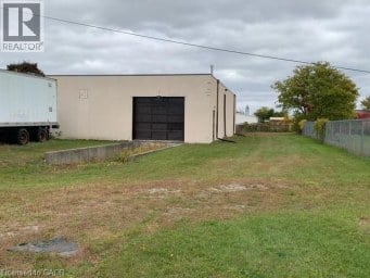 222 ARGYLE Avenue Delhi Ontario photo 4