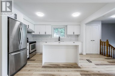 UPPER - 246 CHEROKEE BLVD BOULEVARD Toronto (Pleasant View) Ontario photo 10