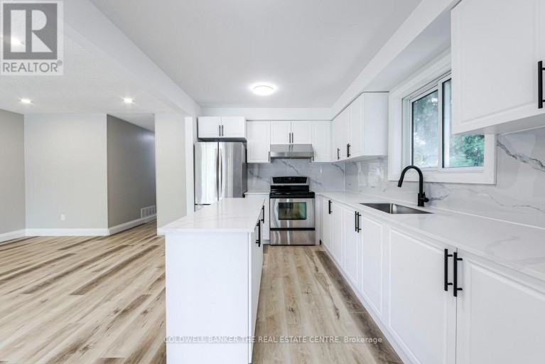 UPPER - 246 CHEROKEE BLVD BOULEVARD, Toronto (Pleasant View), Ontario, M2H2J7