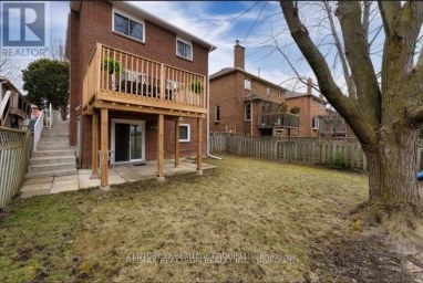 BSMT - 37 APRIL GARDENS N Aurora (Aurora Heights) Ontario photo 1