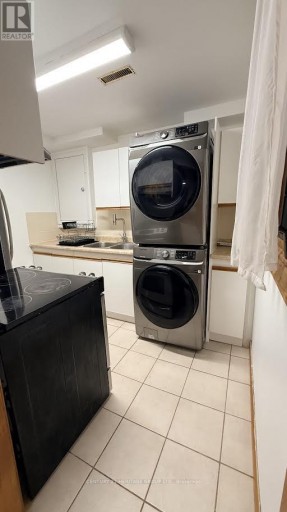 BSMT - 37 APRIL GARDENS N, Aurora (Aurora Heights), Ontario, L4G4R7