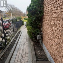 711 ASHPRIOR AVENUE Mississauga (Hurontario) Ontario photo 10